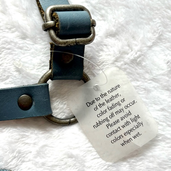 FREE PEOPLE Change Me Up Crossbody Phone & Coin Case Blue Leather Bag--N… - Picture 13 of 16